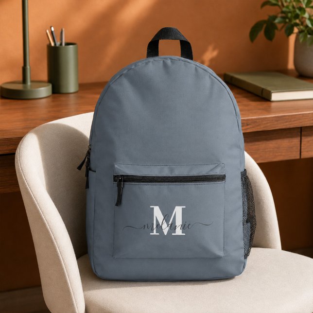Modern Dusty Blue Custom Monogram Name Bedruckter Rucksack (Modern Dusty Blue Custom Monogram Name Printed Backpack)
