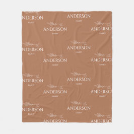 Modern Earthy Brown Familienname Fleecedecke