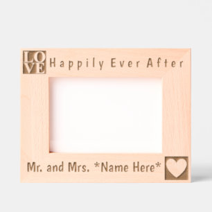 Modern, einfach und mit Namen, Liebe und Herz Geätzte Rahmen