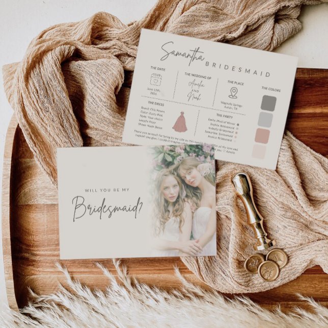 Modern Elegant Bridesmaid Photo Information Card Einladung (Von Creator hochgeladen)