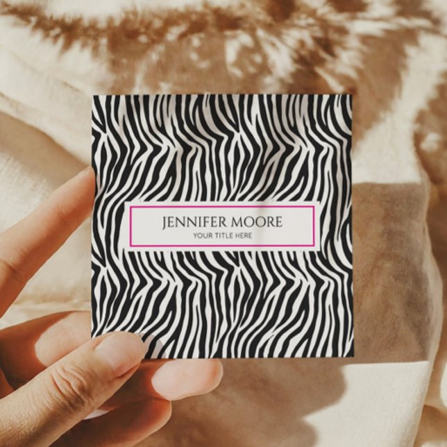 Modern Elegant Pink Zebra Print Custom Quadratische Visitenkarte (Von Creator hochgeladen)