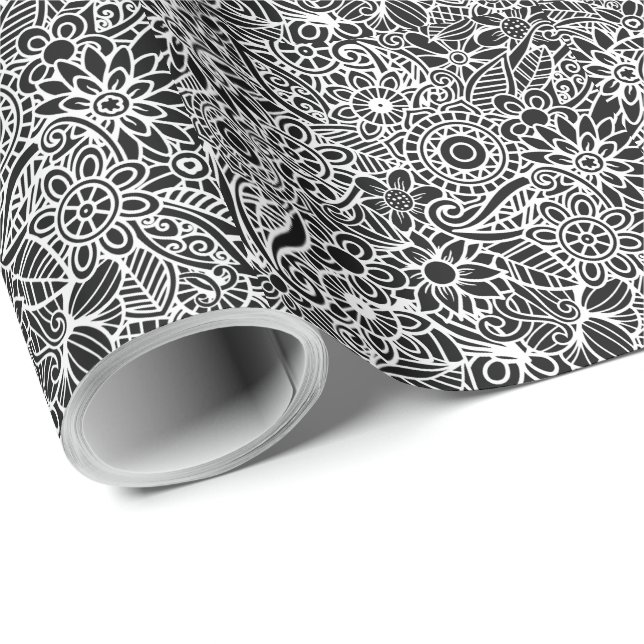 Modern Floral Black White Wrapping Paper Geschenkpapier (Rolleneckpunkt)