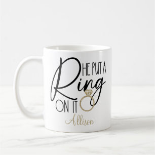 Modern Gold Black Name Er setzte einen Ring darauf Kaffeetasse
