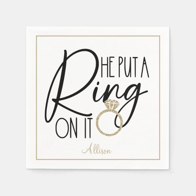 Modern Gold Black Name Er setzte einen Ring darauf Serviette (Vorderseite)