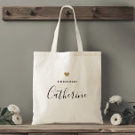 Modern Gold Heart Bridesmaid Toag Tragetasche<br><div class="desc">Maßgeschneiderte Totentasche für Ihre Brautjungfrau mit personalisiertem Namen in moderner Handkalligraphie mit goldenem Herzdesign.</div>