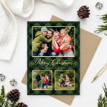 Modern Green Buffalo Kariert Weihnachtsfoto Collag Folien Feiertagskarte<br><div class="desc">Moderne und festliche karierte Foto-Urlaubskarte bietet eine Collage von 3 Fotos gerahmt durch eine Grenze und Akzente von echter Goldfolie und handbemalten Aquarellgrün und schwarz Büffel karierten Karo gemusterten Hintergrund. Personalisieren Sie den "Einfachsten Weihnachtstext" mit Ihrem bevorzugten Wortlaut, Familiennamen und dem Jahr. Auf der Kartenrückseite befindet sich ein zusätzliches Foto...</div>