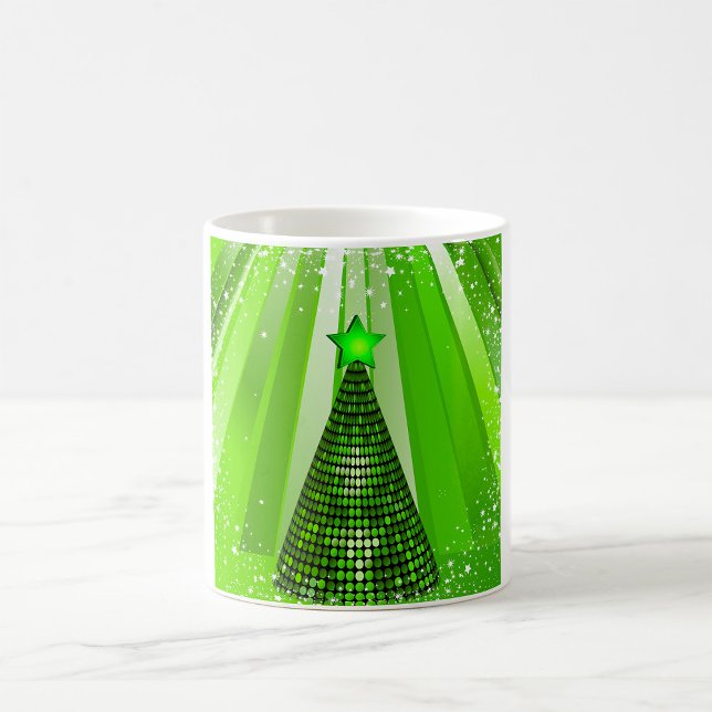 Modern Green Christmas Tree mit Star Kaffeetasse (Von Creator hochgeladen)