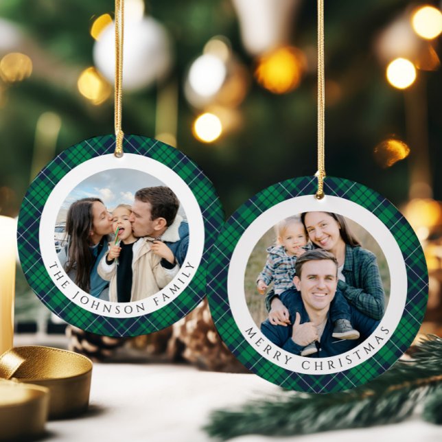 Modern Green Plaid Photo Christmas Keramik Ornament (Modern Green Plaid Photo Christmas Ceramic Ornament)