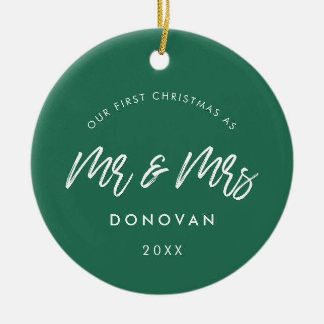 Modern Green Unsere ersten Weihnachten als Mr. und Keramik Ornament (Vorne)
