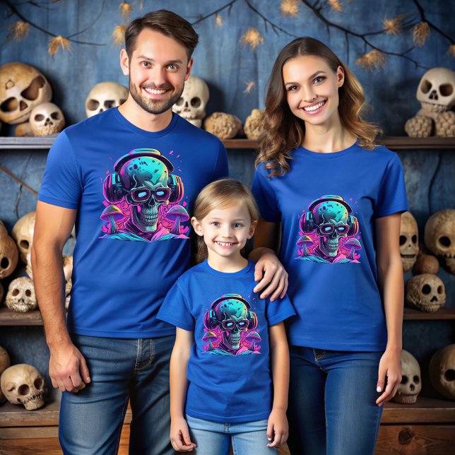Modern Halloween with musical skull T-Shirt (Von Creator hochgeladen)