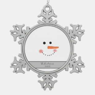 Modern Happy Snowman Face Family Name Custom Schneeflocken Zinn-Ornament