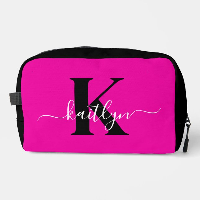 Modern Hot Pink Black Script Monogram Waschbeutel (Vorderseite)