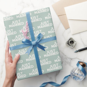 Modern Just Married Blue Geschenkpapier