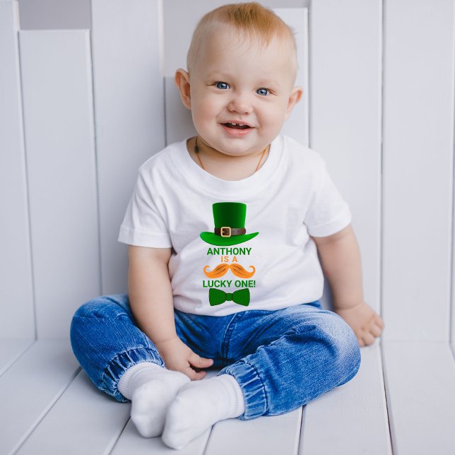 Modern Leprechaun St. Patrick's any Age Birthday Baby T-shirt (Von Creator hochgeladen)