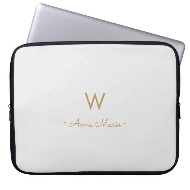 Modern Light Gray Gold Script Monogram Laptopschutzhülle (Vorderseite)