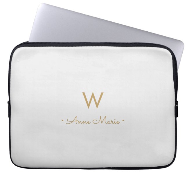 Modern Light Gray Gold Script Monogram Laptopschutzhülle (Vorderseite)