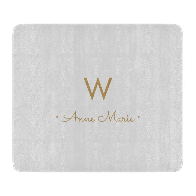 Modern Light Gray Gold Script Monogram Schneidebrett (Vorderseite)