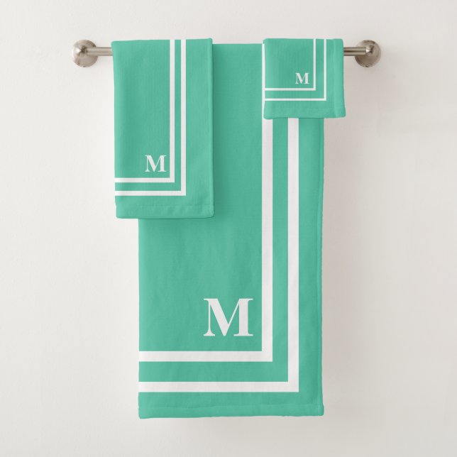 Modern Light Green Monogram Badhandtuch Set (Insitu)