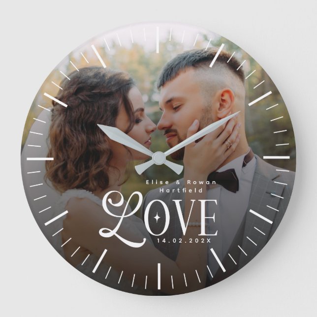 Modern Love Custom Wedding Photo Couples Newlyweds Große Wanduhr (Vorderseite)