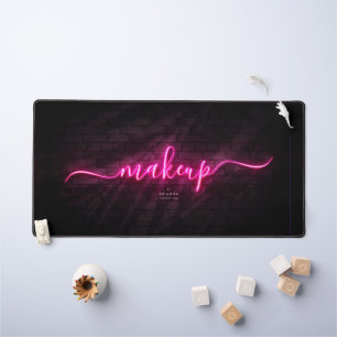 Modern Makeup Artist Beauty Monogram Neon Pink Schreibtischunterlage