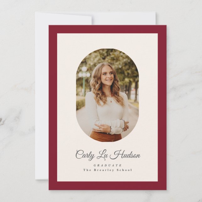 Modern Maroon Oval High School Photo Graduate Ankündigung (Vorderseite)