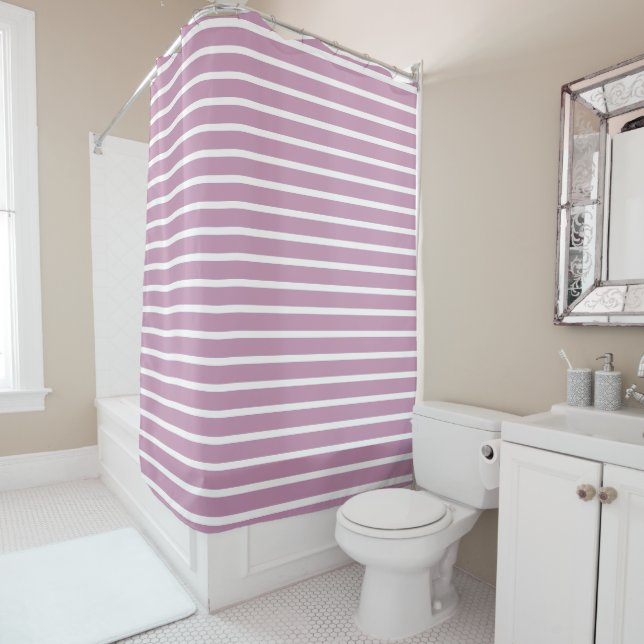 Modern Mauve & White Striped Shower Curtain  Duschvorhang (Beispiel)