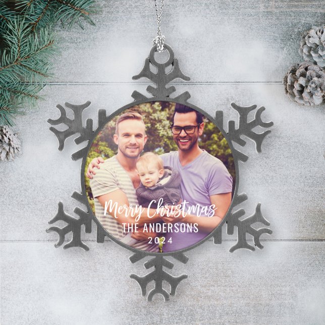 Modern Merry Christmas Script Custom Family Photo Schneeflocken Zinn-Ornament (Von Creator hochgeladen)