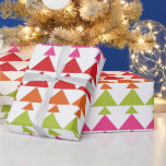 Modern Mini Christmas Trees Geometrisches Muster Geschenkpapier<br><div class="desc">Modern Mini Weihnachtsbaumen Geometrisches Musterpapier</div>
