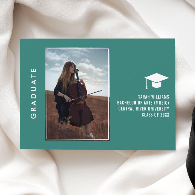 Modern Minimal Chic Graduation Announcement Card Ankündigung (Von Creator hochgeladen)