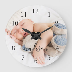 Modern & Minimal Personalized Full Photo & Name Große Wanduhr