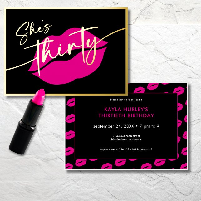 Modern Minimal Pink Lips She's Thirty Birthday Folieneinladung (Modern Minimal Pink Lips She's Thirty Birthday Foil Invitation)