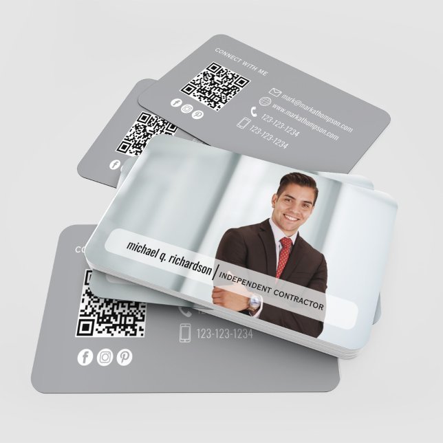 Modern Minimal QR Code Photo Contact Card Visitenkarte (Professional photo contact card with QR code, sleek gray layout and modern branding)
