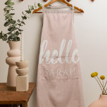 Modern minimale Pastel Pink Hallo und Sie nennen Schürze<br><div class="desc">Modern minimale Pastel Pink Hallo und Sie nennen</div>