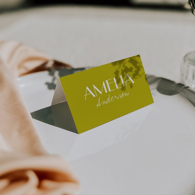 Modern Minimalist Army Green Wedding Place Cards Tischnummer (Von Creator hochgeladen)