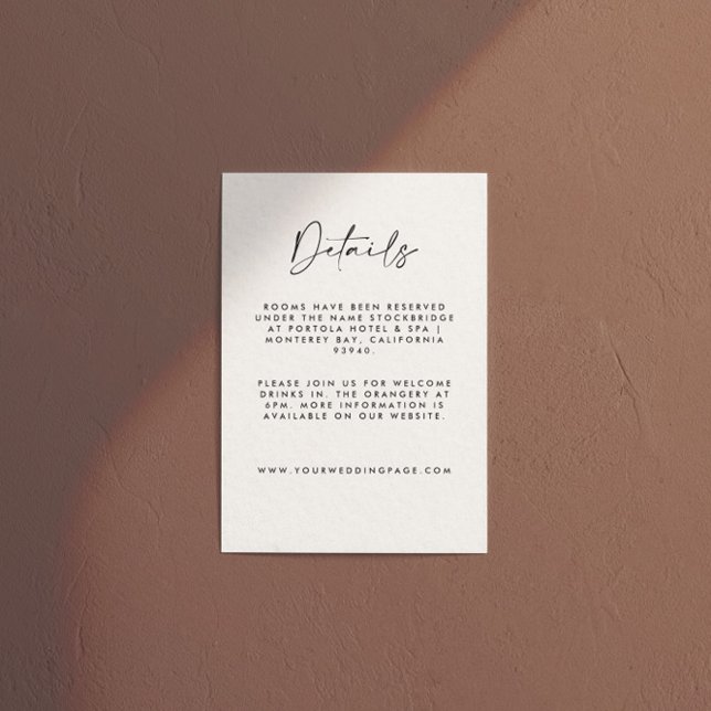 Modern Minimalist Cream & Black Script Wedding  Begleitkarte (Von Creator hochgeladen)