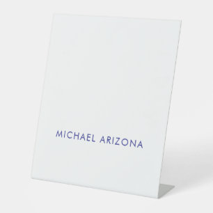 Modern minimalist einfach schlicht eigener Name Sockelschild