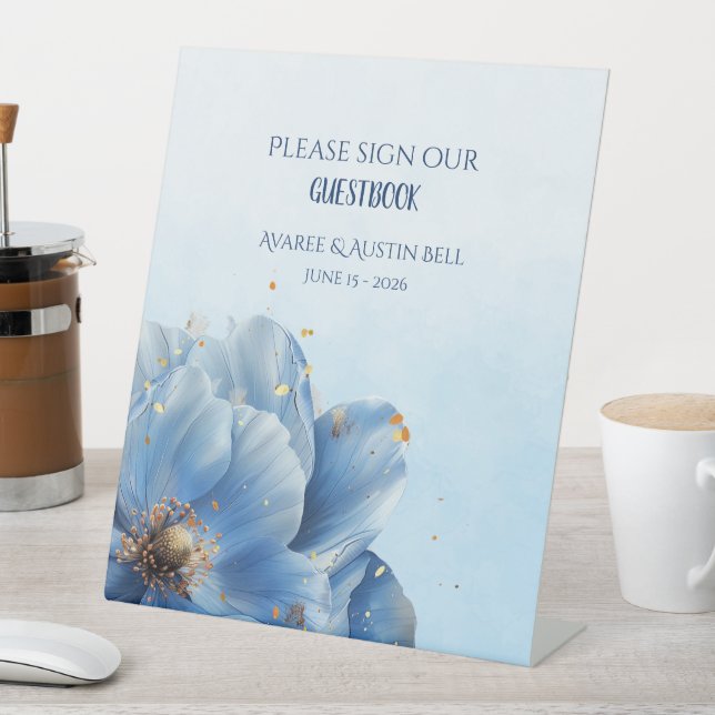 Modern Minimalist Gold and Blue Poppy  Sockelschild (In Situ)