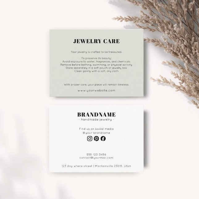 Modern Minimalist Green Jewelry Care Insert Card (Von Creator hochgeladen)