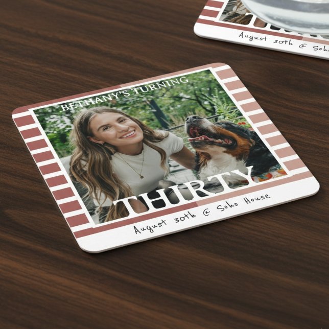 Modern Minimalist Striped 30th Birthday Photo Rechteckiger Pappuntersetzer (Celebrate the beginning of a new decade with this Modern Minimalist Striped 30th Birthday Coaster!)