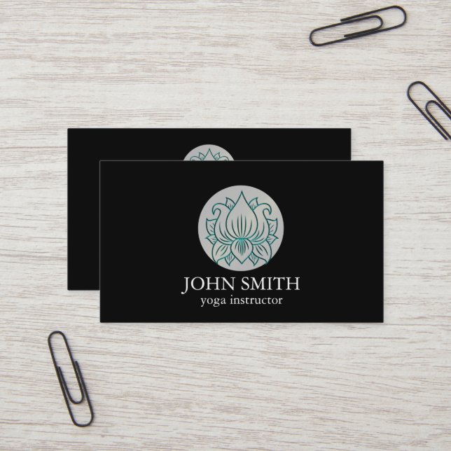 Modern Minimalistisch Black Lotus Yoga Instructor Visitenkarte (Vorderseite/Rückseite Beispiel)