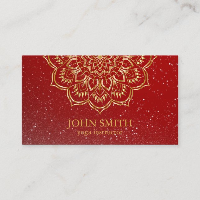Modern Minimalistisch Red Gold Lotus Yoga Instruct Visitenkarte (Vorderseite)