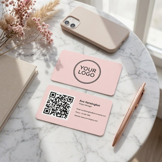 Modern-minimalistischer QR-Code mit individuellem  Visitenkarte (Von Creator hochgeladen)
