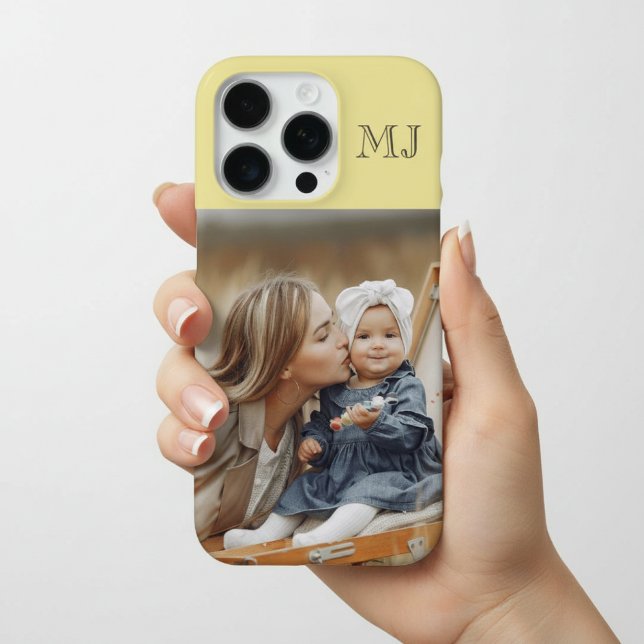 Modern Monogram 1 Photo Soft Yellow iPhone Hülle (Von Creator hochgeladen)