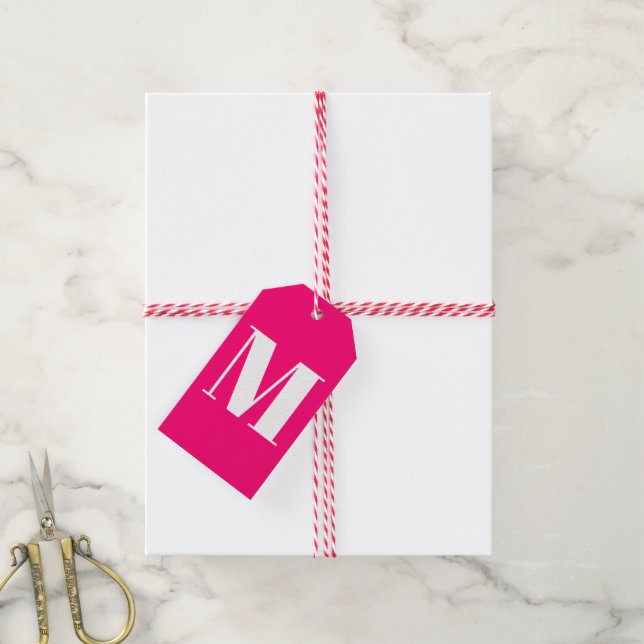Modern monogram hot pink fuchsia weiß initial geschenkanhänger (Mit Garn)
