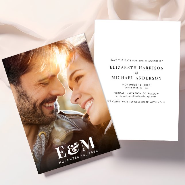 Modern Monogram Initial Foto Overlay Save The Date (Von Creator hochgeladen)