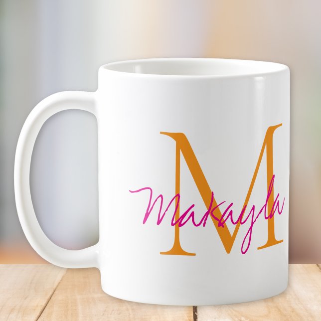 Modern Monogram Pink Script Name Kaffeetasse (Von Creator hochgeladen)