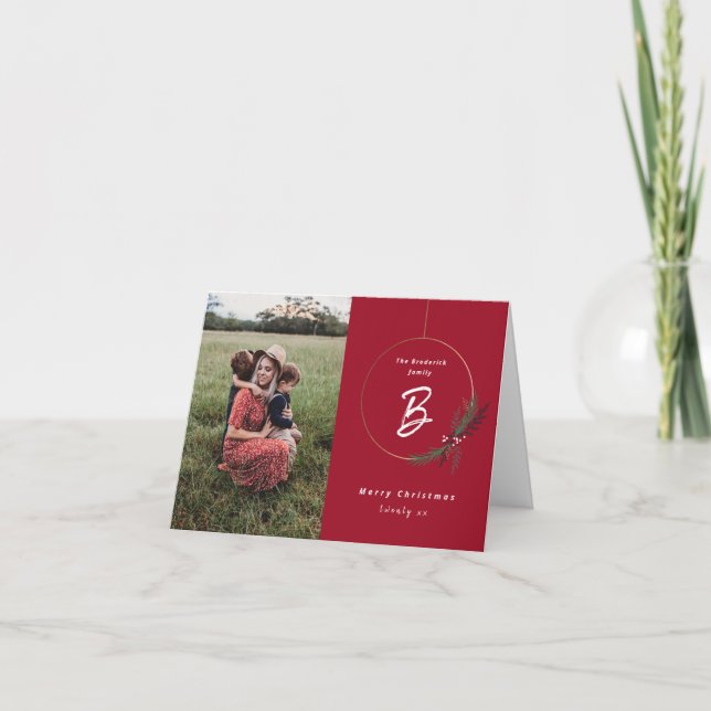 Modern Monogram Wreath Foto Christmas Karte (Vorderseite)
