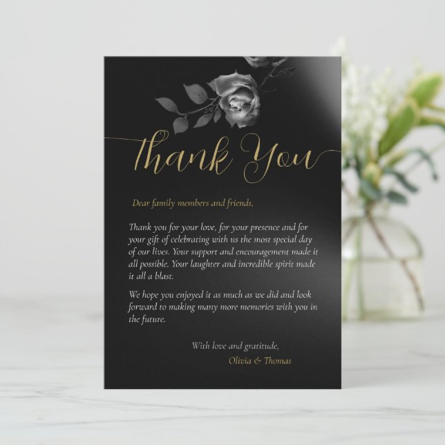 Modern Moody Black Dark Floral Wedding Vielen Dank Einladung (Stehend Vorderseite)