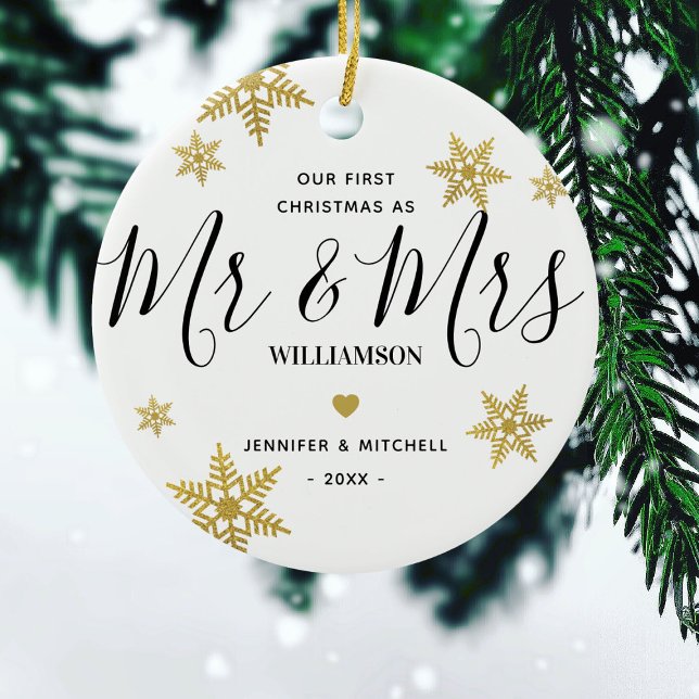 Modern Mr. & Mrs. Gold Snowflake Unser 1. Weihnach Keramik Ornament (Von Creator hochgeladen)