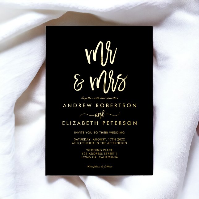 Modern Mr. Mrs. script einfache Hochzeit Gold Folieneinladung (Modern Mr Mrs script simple wedding gold Foil Invitation)